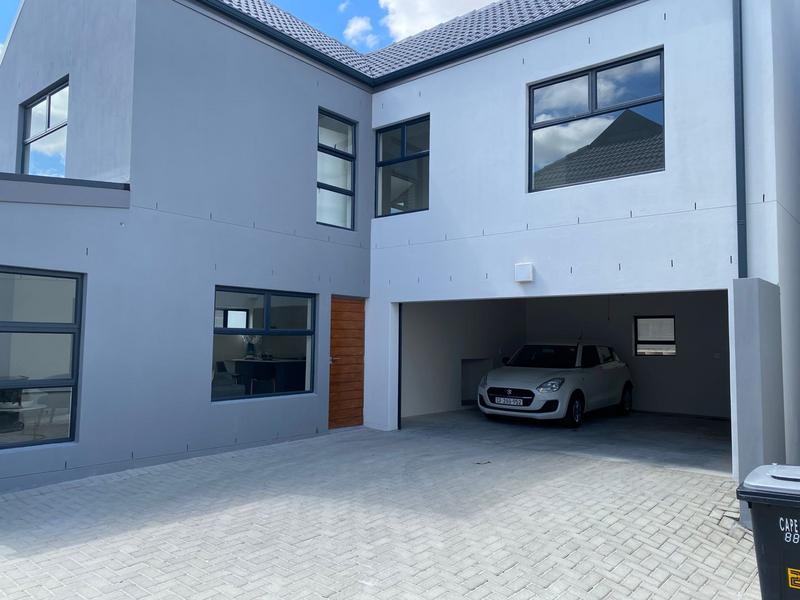3 Bedroom Property for Sale in Silver Oaks Western Cape
